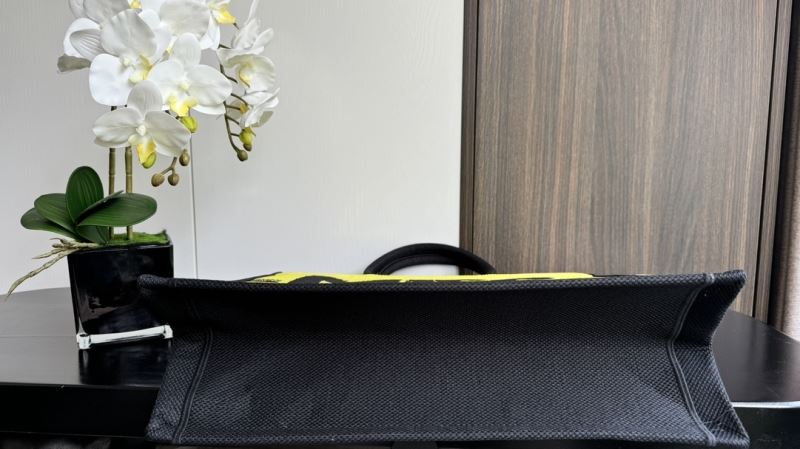 chr1st1an D10r shopping bags